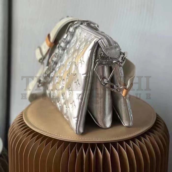 L0vis Vvtt0n LV Women Coussin PM Handbag Silver Lambskin Cowhide Lining Master Quality