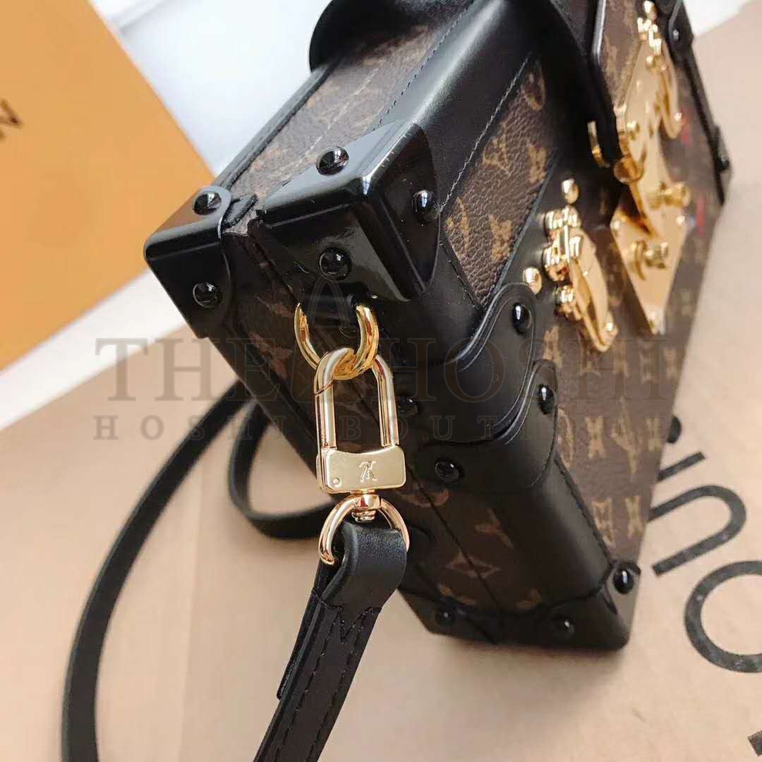 L0vis Vvtt0n LV Women Petite Malle Handbag Iconic Monogram Canvas Master Quality