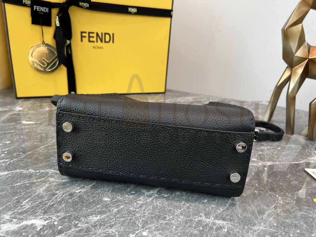 F**di PEEKABOO bag  size：23*11*18cm Master Quality