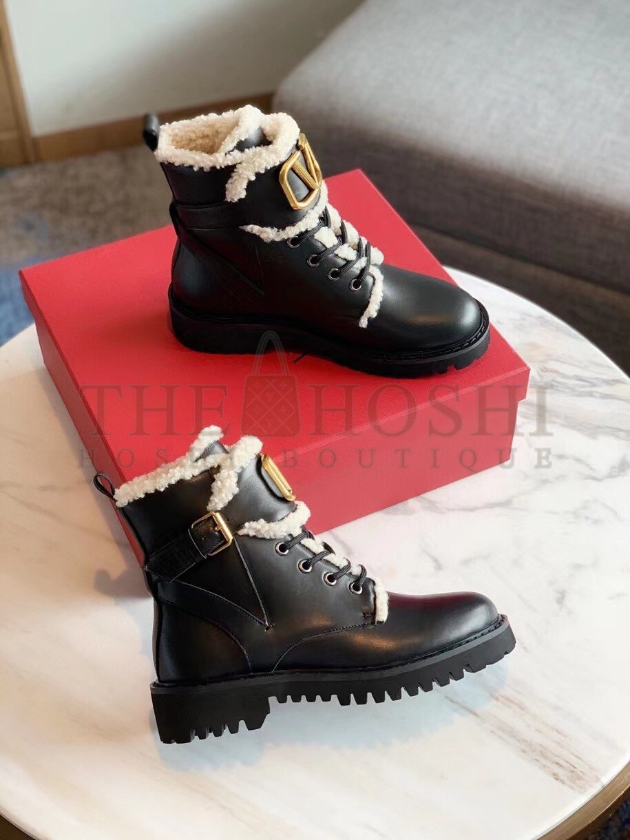 Va1e*ntin0 VLogo Combat Boots with Shearling Lining Master Quality