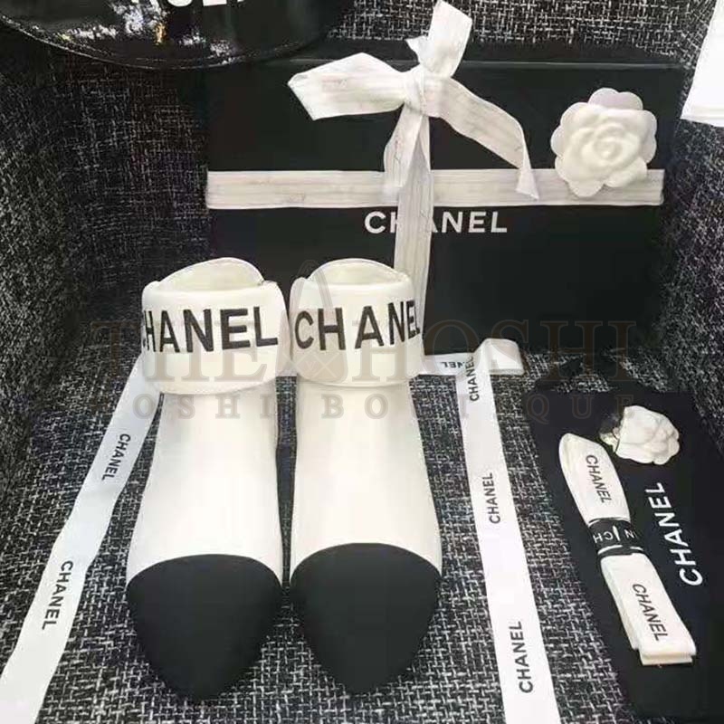 Ch**el Women Loge Short Boots in Goat Leather & Faille-White Master Quality