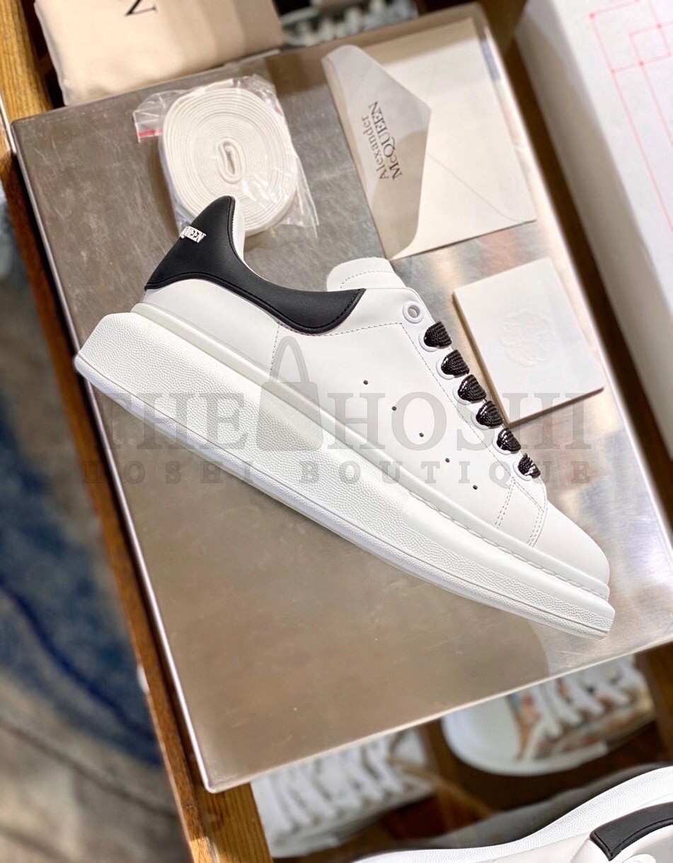 A1exa*der Mcqv*en Men