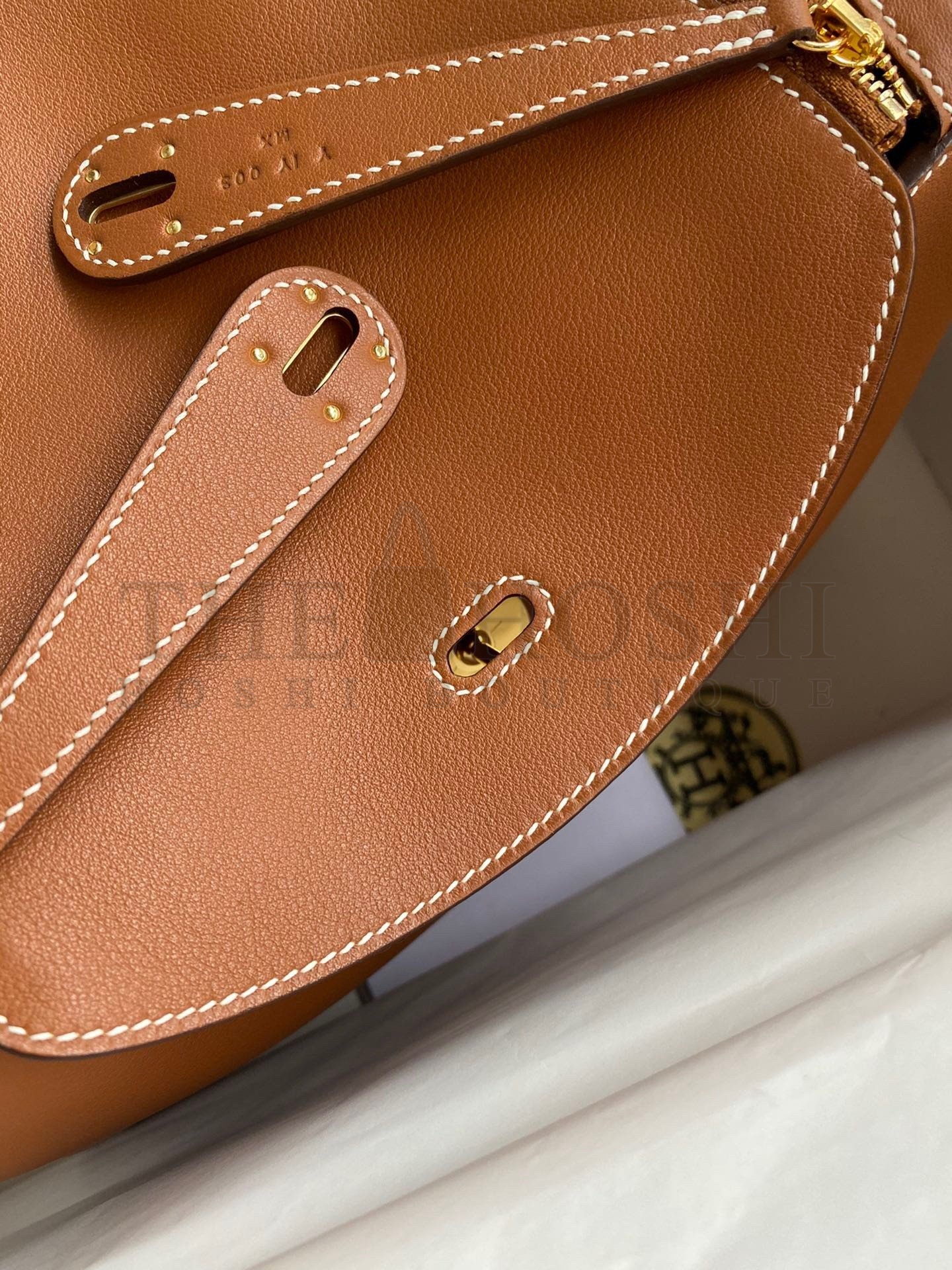 H**me5 Lindy 26 Handmade Bag In Gold Swift Calfskin Master Quality