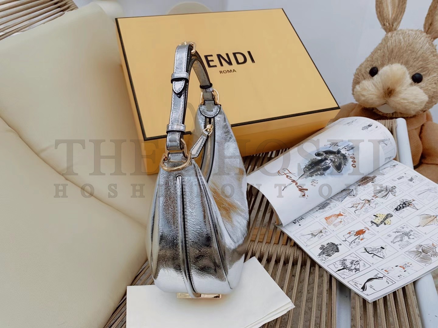 F**di F**digraphy Small Hobo Bag In Silver Metallic Leather Master Quality