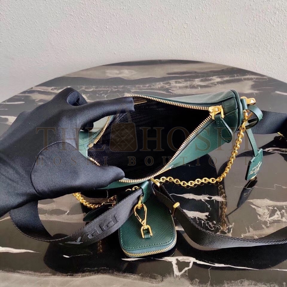 Pra*a Re-Edition 2005 Shoulder Bag In Green Saffiano Leather Master Quality