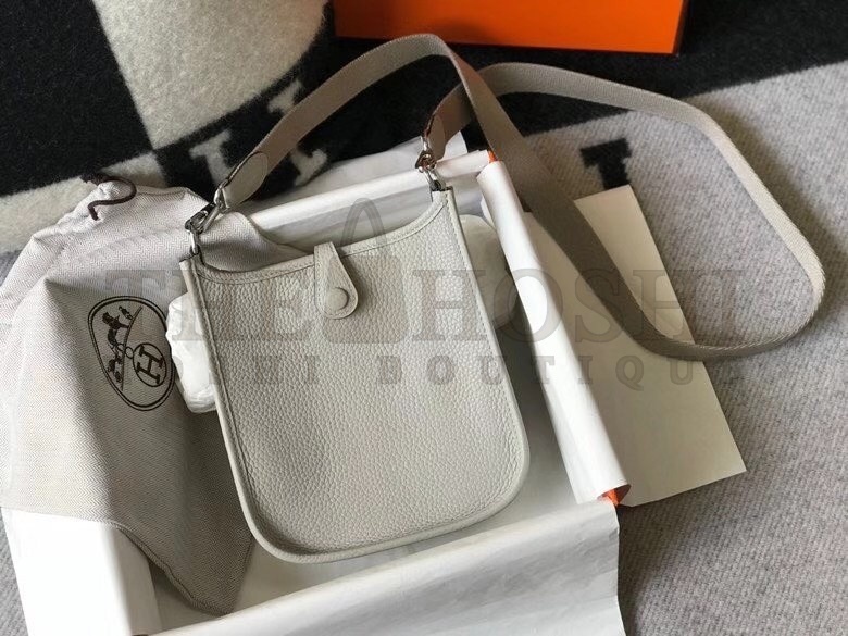 H**me5 Evelyne III TPM Bag In Pearl Grey Clemence Leather Master Quality