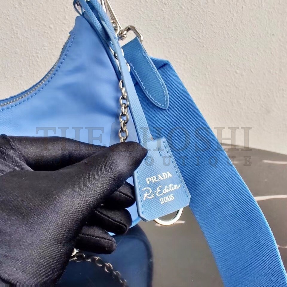 Pra*a Periwinkle Blue Nylon Re-Edition 2005 Shoulder Bag Master Quality