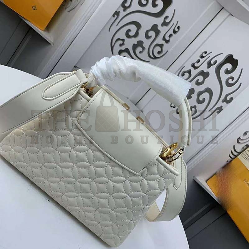 L0vis Vvtt0n LV Women Capucines BB Handbag in Lambskin with Monogram Flowers-Beige Master Quality