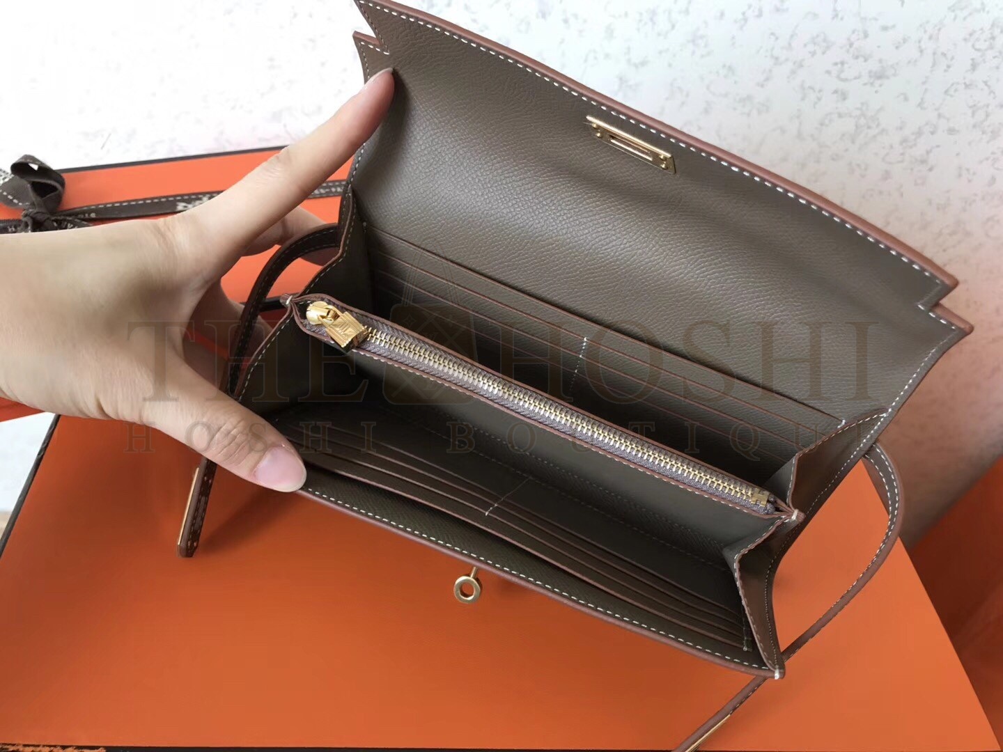 H**me5 Kelly Classic Long Wallet In Taupe Epsom Leather Master Quality