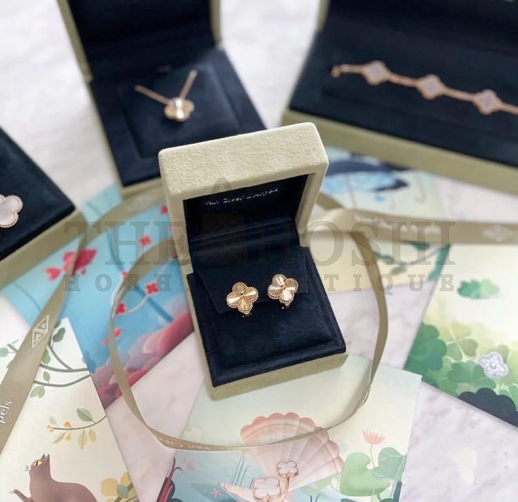 V*n Cl**f & Arpels Clover Stud Earrings, Vintage Alhambra earrings Master Quality