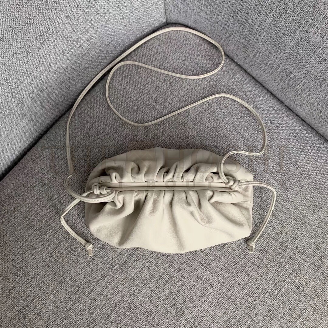 B0tt*ga Ven*ta Pouch Mini Bag In White Calfskin Master Quality