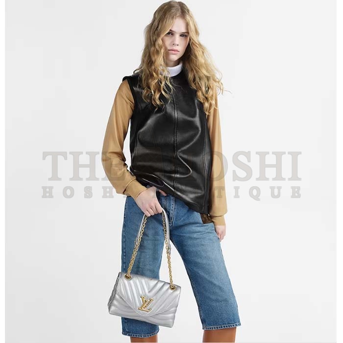 L0vis Vvtt0n LV Women New Wave Chain Bag MM Metallic Gray Quilted Cowhide Leather Master Quality