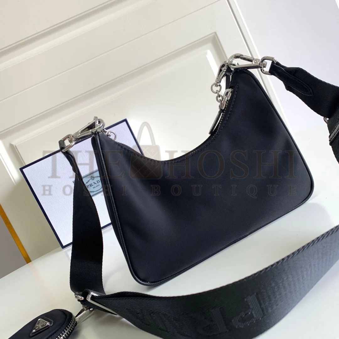 Pra*a Re-Edition 2005 Shoulder Bag In Black Re-Nylon Master Quality
