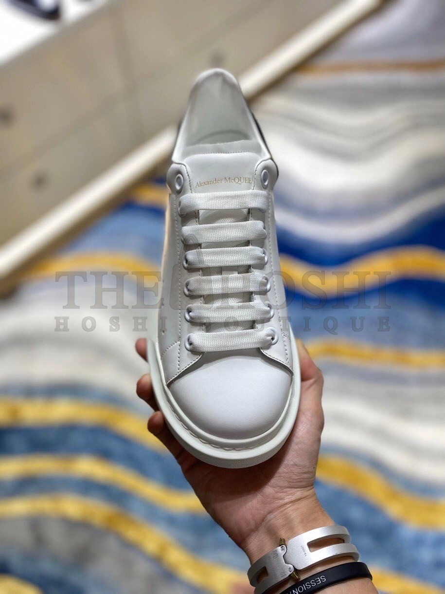 A1exa*der Mcqv*en Men