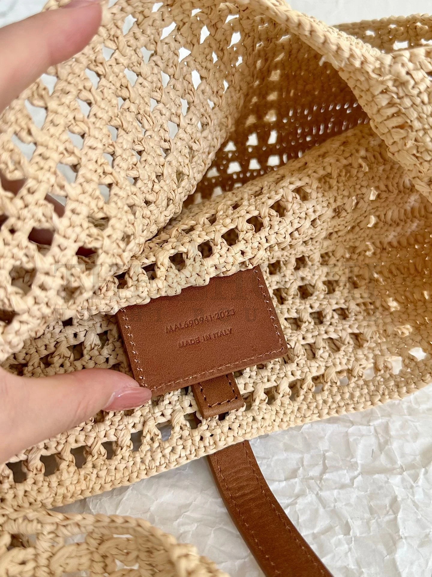 Sa1nt Lau*nt Le 5 A 7 Medium Tote Bag in Naturel Raffia Master Quality