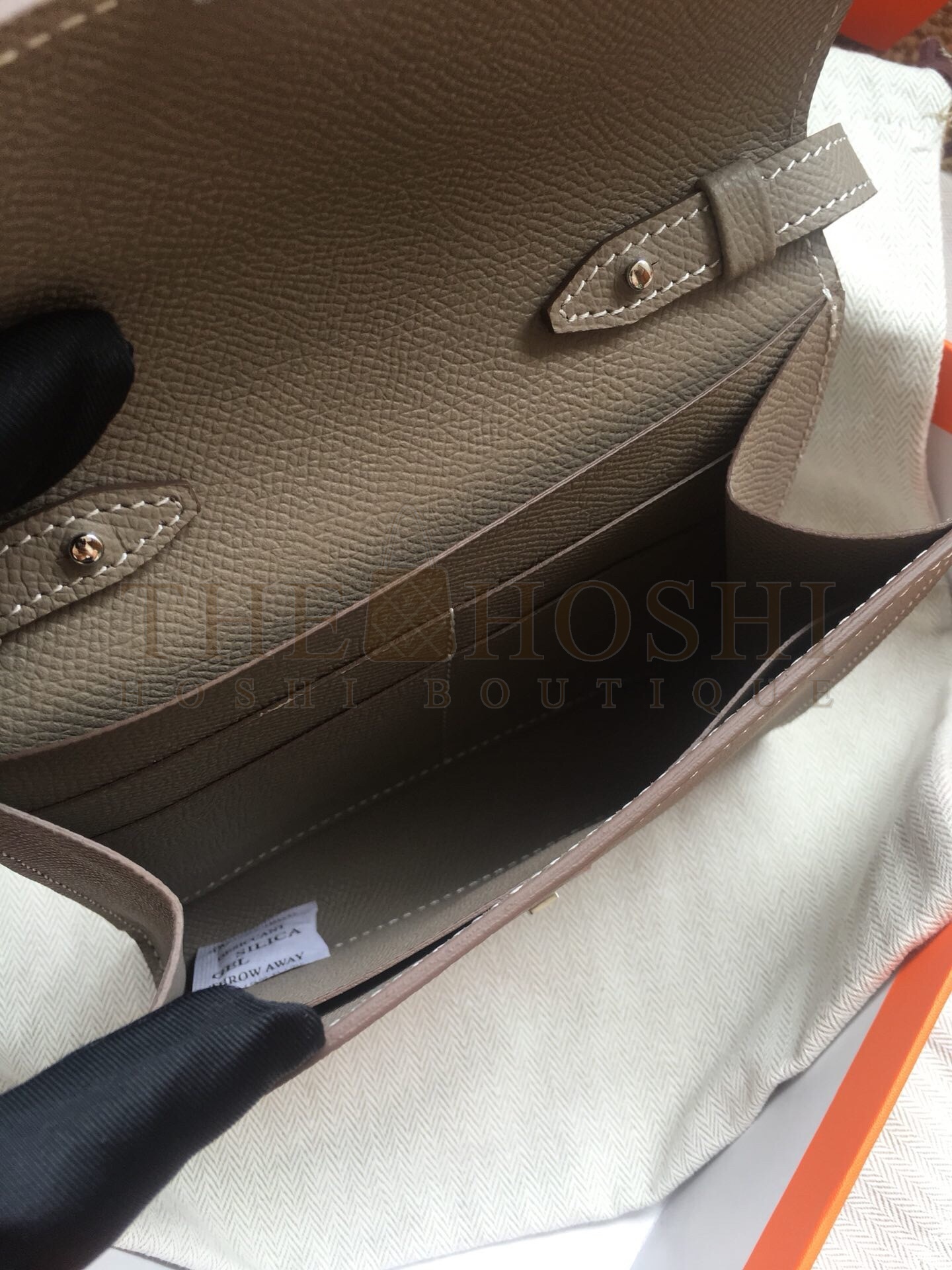 H**me5 Grey Clic 16 Wallet With Strap Master Quality