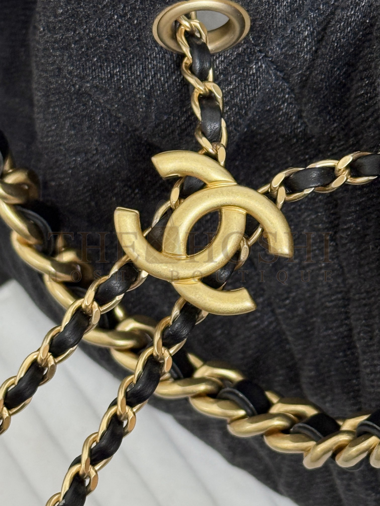 Ch**el 25C AS5631 Hobo Drawstring Bag Washed Denim with Gold Chain 22*12.5*20CM Master Quality