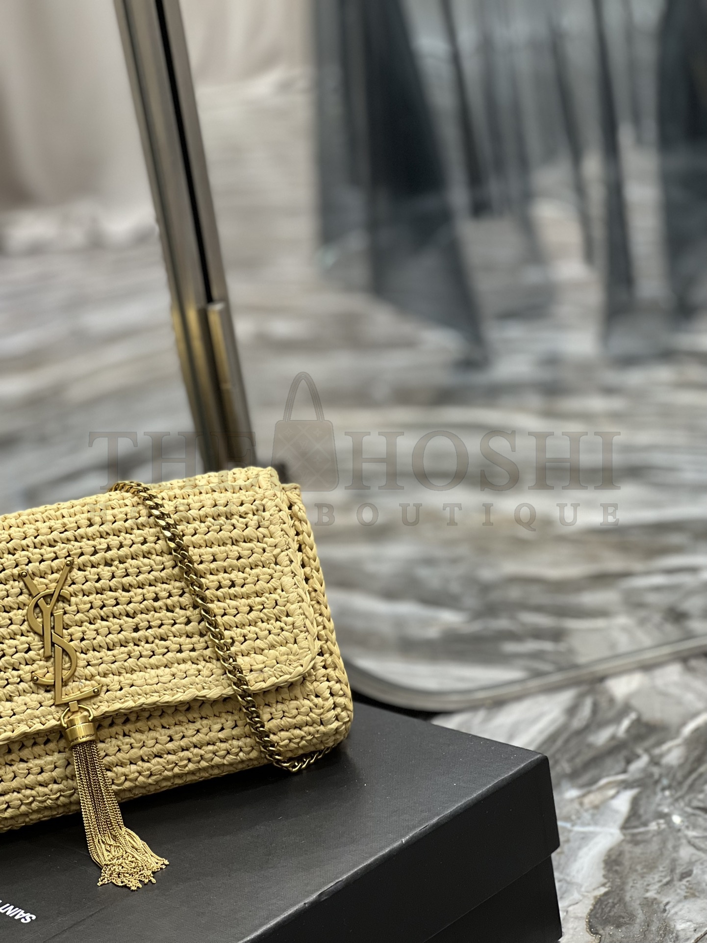 Sa1nt Lau*nt Y51 Kate Woven Shoulder Bag – Natural Raffia, Leather Strap, Size 26 x 13.5 x 4.5 cm Master Quality