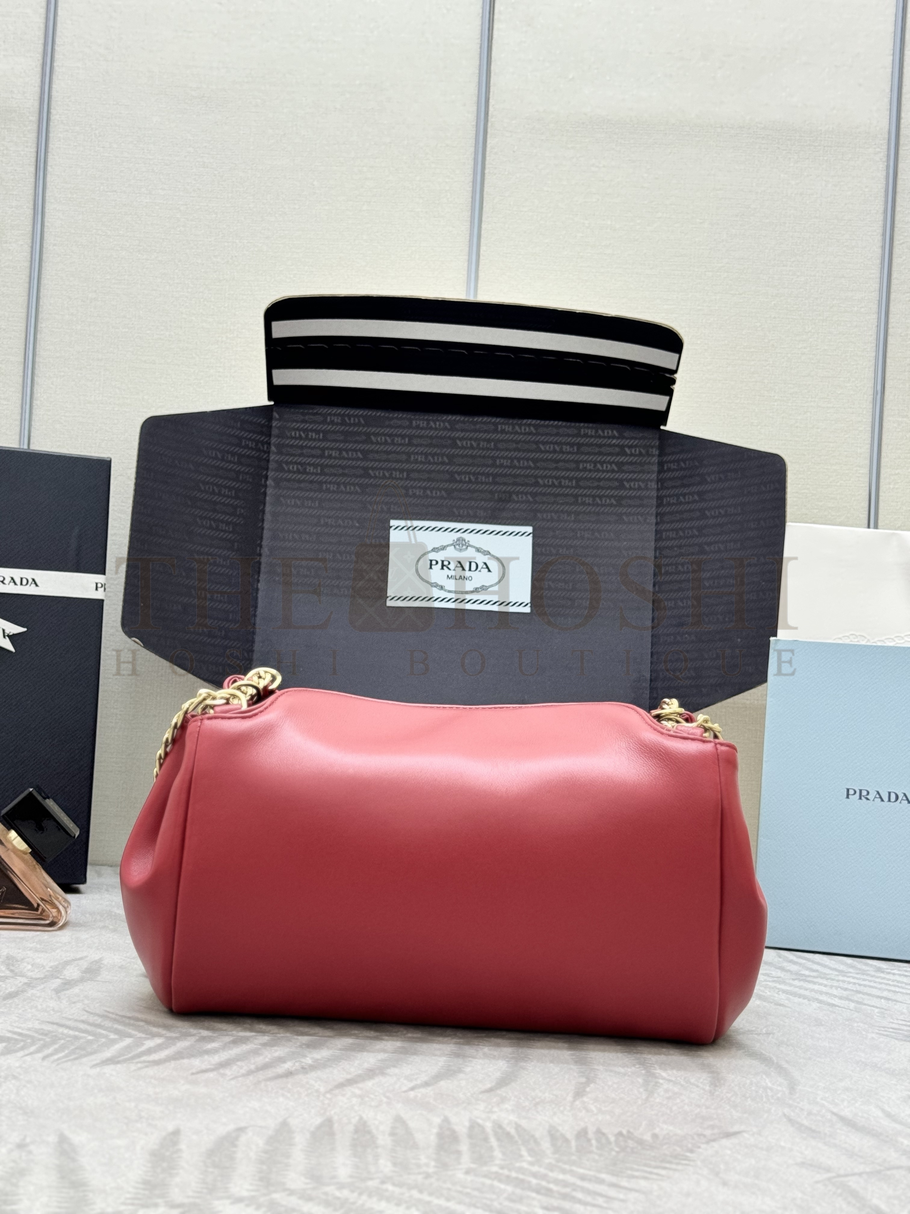 Pra*a Tumulte Shoulder Bag Lambskin Leather 24x13x13cm 1BD395 Master Quality