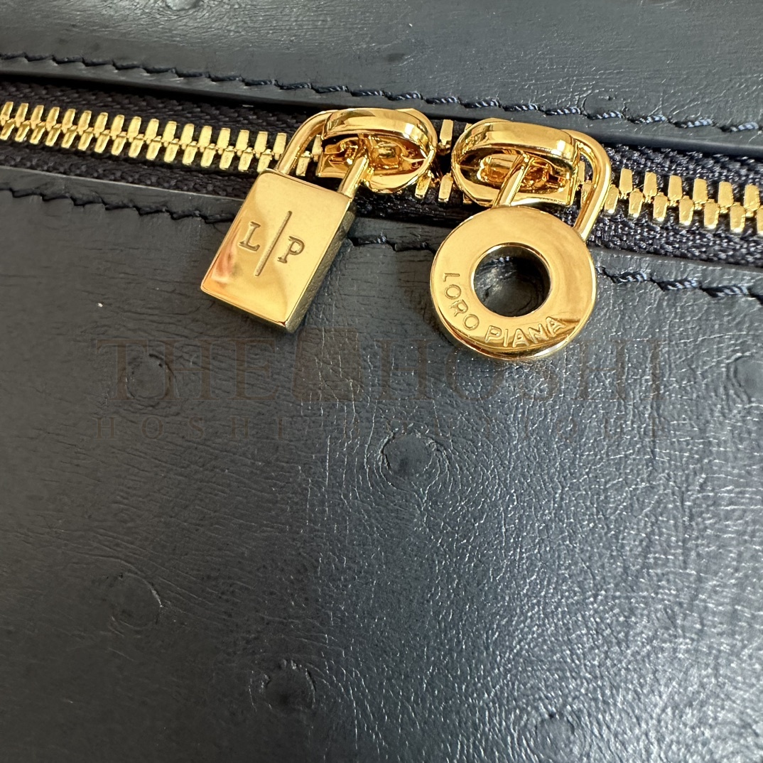 L0r0 P1ana LP L19 Extra Pocket Ostrich Leather Clutch Crossbody Bag 19x6.5x11cm Master Quality