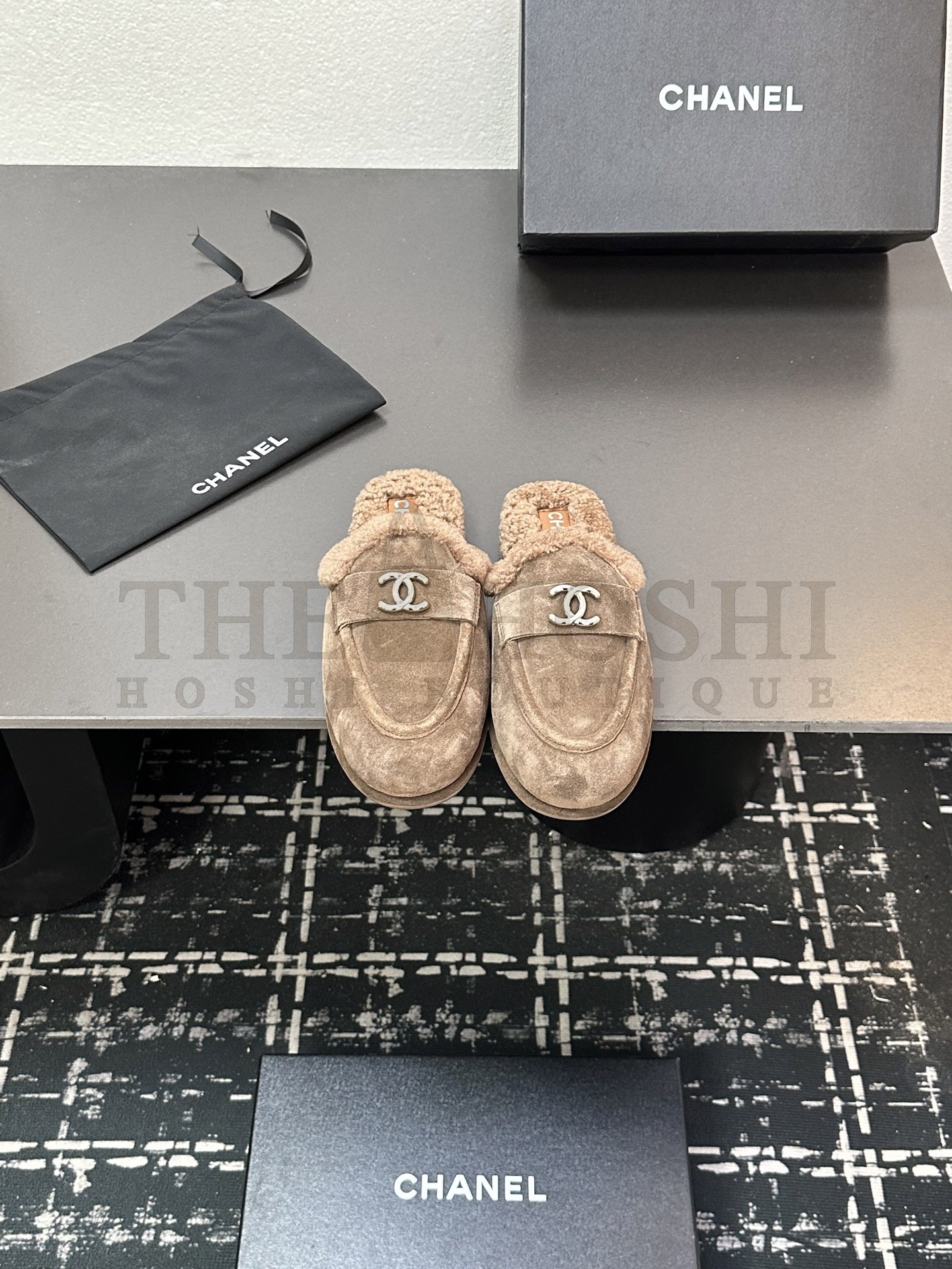 Ch**el CH 25K Fur Mule Slippers Suede Leather Shearling Lined 35-41 Master Quality