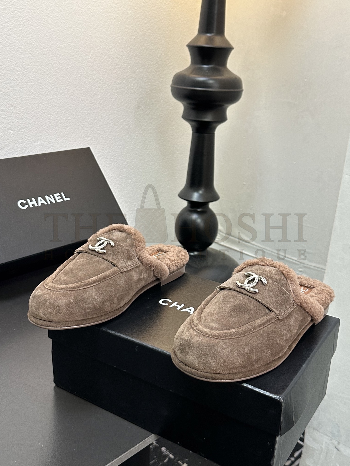 Ch**el CH 25K Fur Mule Slippers Suede Leather Shearling Lined 35-41 Master Quality