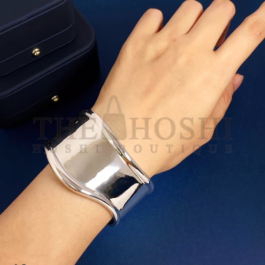 T*f*ny Medium Bone CuffinSterling Silver Bracelet Master Quality