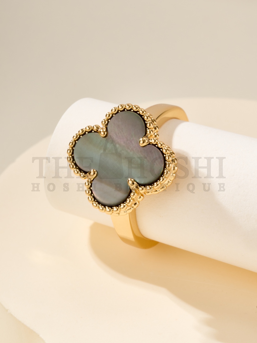 V*n Cl**f & Arpels VCA Alhambra Four-Leaf Clover Ring – Mother-of-Pearl / Carnelian / Malachite / Onyx Master Quality