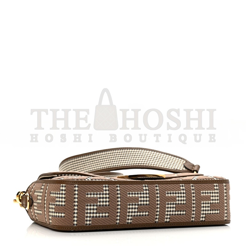 F**di FF EMBROIDERED BAGUETTE BEIGE MORO (27*15*6cm) Master Quality