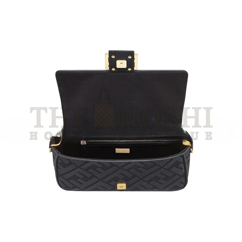 F**di BAGUETTE BAG 8BR600AMCDF1CFJ (27*15*6cm) Master Quality