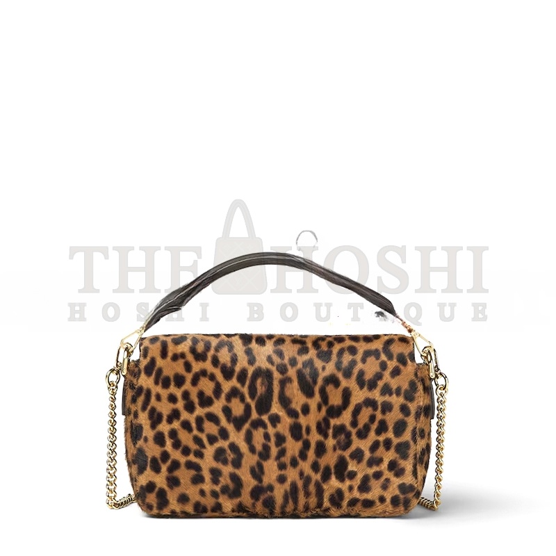 F**di BAGUETTE MINI PRINTED CAVALLINO CALFSKIN BAG 8BS017AYDYF0A6E (20*13*5cm) Master Quality