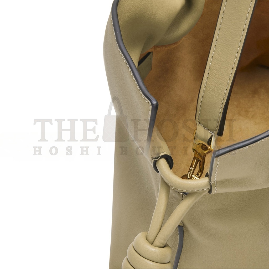 L0ew* MEDIUM FLAMENCO CLUTCH IN NAPPA CALFSKIN 0010966109 (30*24.5*10.5cm) Master Quality