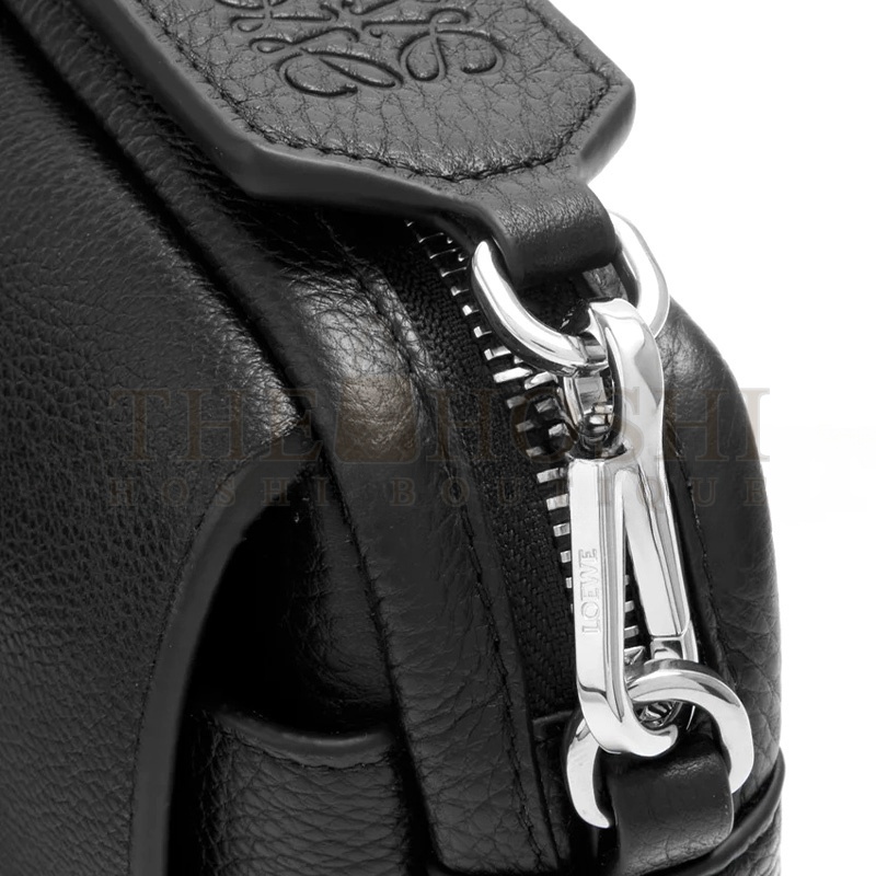 L0ew* SMALL PEBBLE MESSENGER BAG BANBPCBX01 (20*12.5*6cm) Master Quality