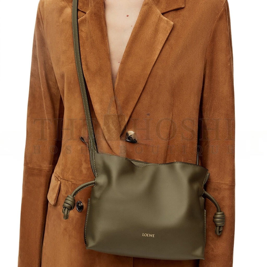 L0ew* MINI FLAMENCO CLUTCH IN NAPPA CALFSKIN 0010965994 (23.9*18*9cm) Master Quality