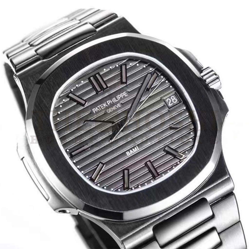 Pat*k Phi1i*pe NAUTILUS MATTE BLACK, DARK KNIGHT STYLE 40MM WATCH 5711 Master Quality