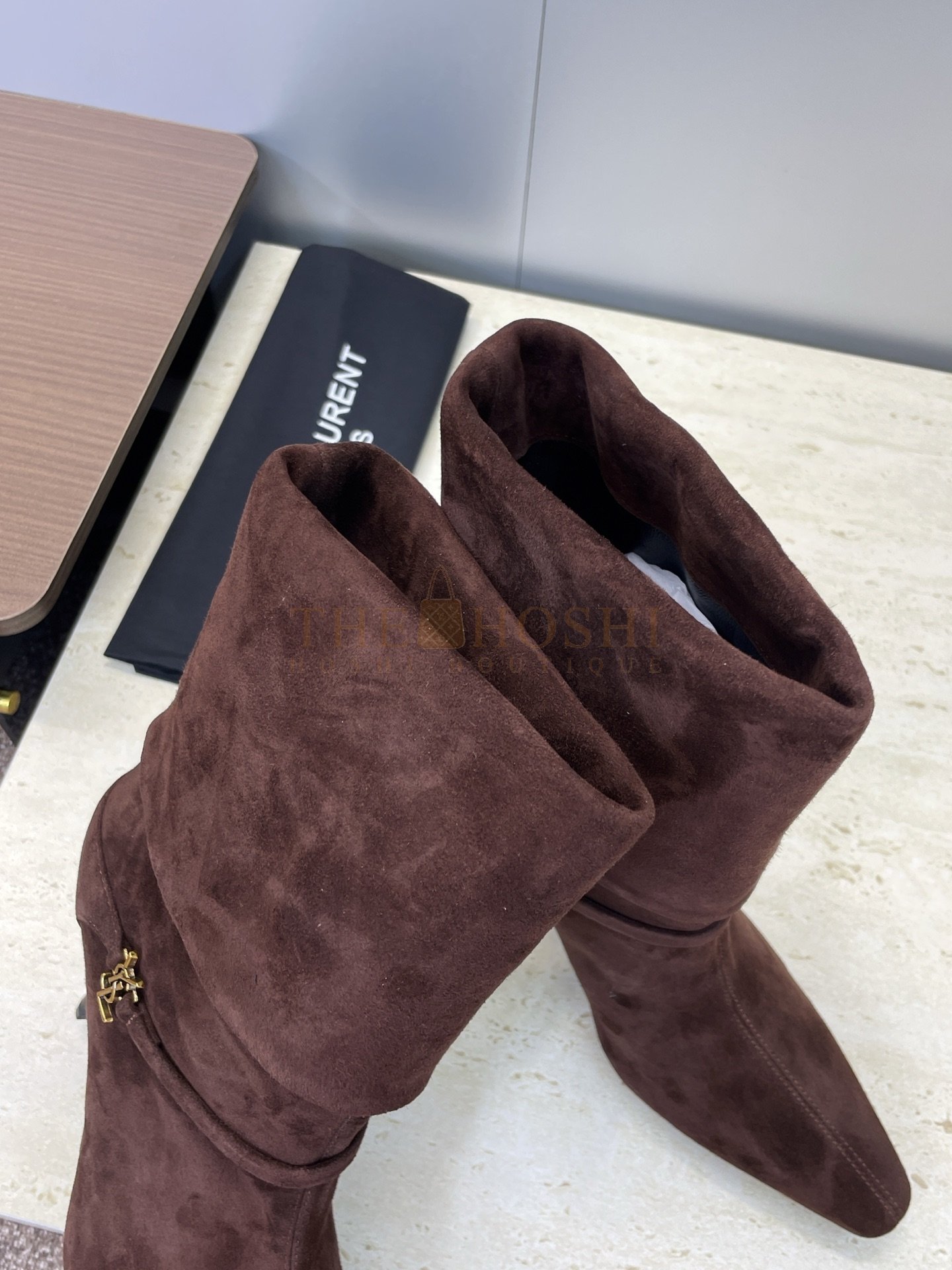 Sa1nt Lau*nt Y51 Pointed-Toe High Heel Ankle Boots